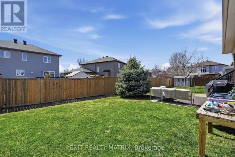 29681482/129-abbey-crescent/village-of-russell/russell/ontario/K4R1A1_34