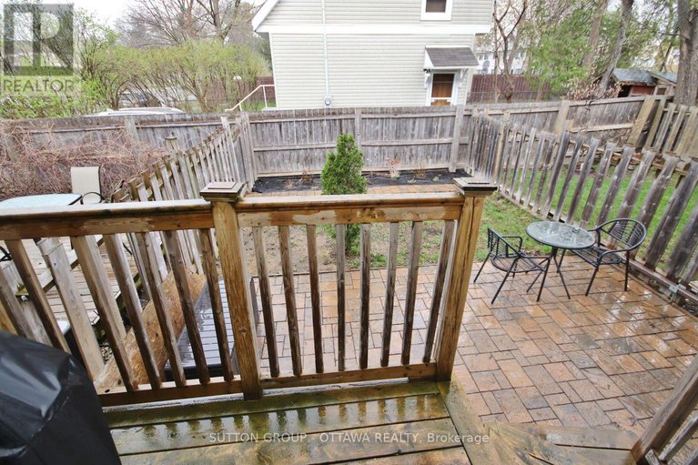 28983773/1267-shillington-avenue/carlington/ottawa/ontario/K1Z8A1_48