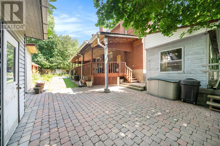 28567254/367-ravenhill-avenue/mckellarhighland/ottawa/ontario/K2A0J5_30