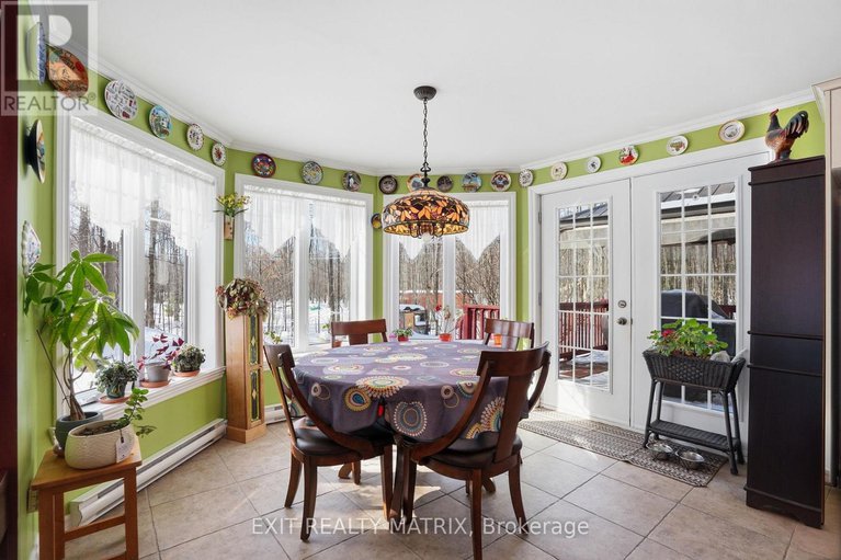 29431063/8150-montee-lemieux-road/east-hawkesbury/ontario/K0B1M0_12