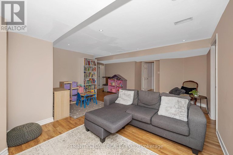 28908571/6-cinnabar-way/stittsville-central/ottawa/ontario/K2S1Y4_41