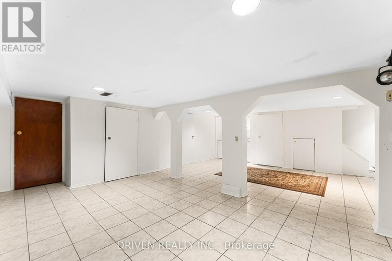28639886/876-pinecrest-road/fairfield-heights/ottawa/ontario/K2B6B2_23