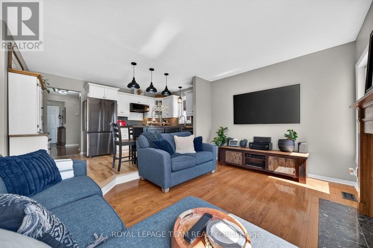 29629629/151-equestrian-drive/bridlewood/ottawa/ontario/K2M2C1_22