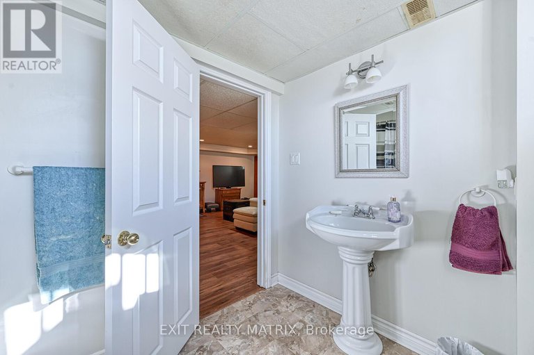 28940721/7719-lawrence-street/vernon/ottawa/ontario/K0A3J0_32