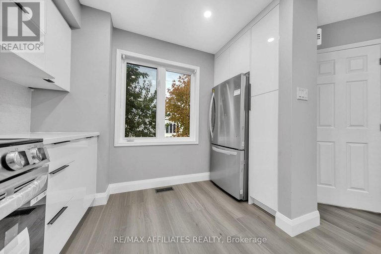 29042794/714-sanibel-private/westcliffe-estates/ottawa/ontario/K2H0A8_34