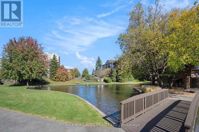 28977949/207-270-brittany-drive/viscount-alexander-park/ottawa/ontario/K1K0R8_21