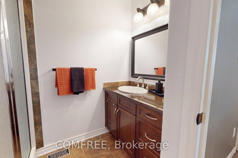 28589610/2112-bergamot-circle/springridgeeast-village/ottawa/ontario/K4A4R4_23