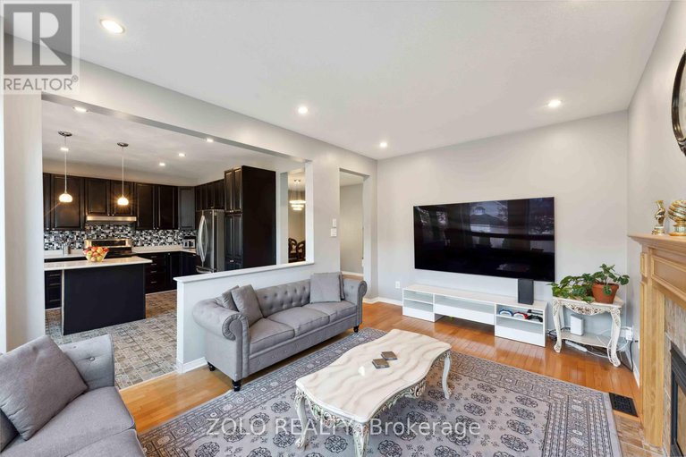 28574226/2421-glandriel-crescent/springridgeeast-village/ottawa/ontario/K4A4T2_17