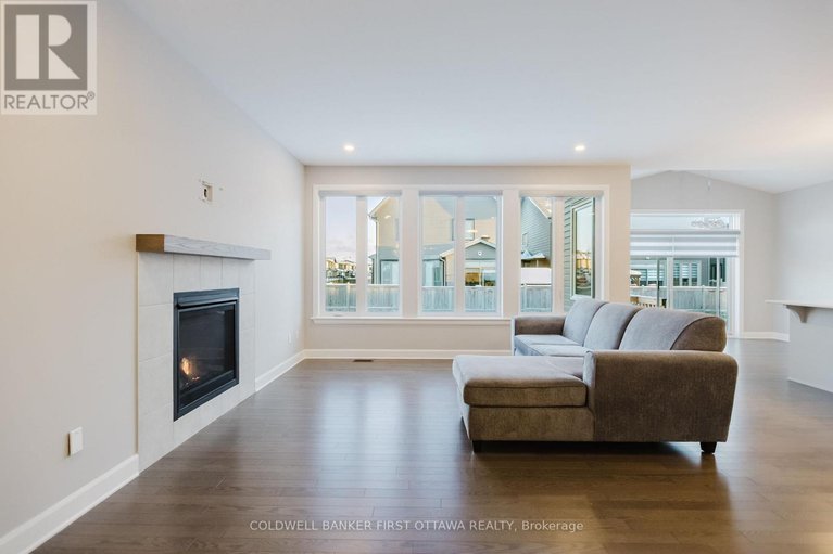 29288146/896-sendero-way/remainder-of-stittsville-area/ottawa/ontario/K2S2W8_10