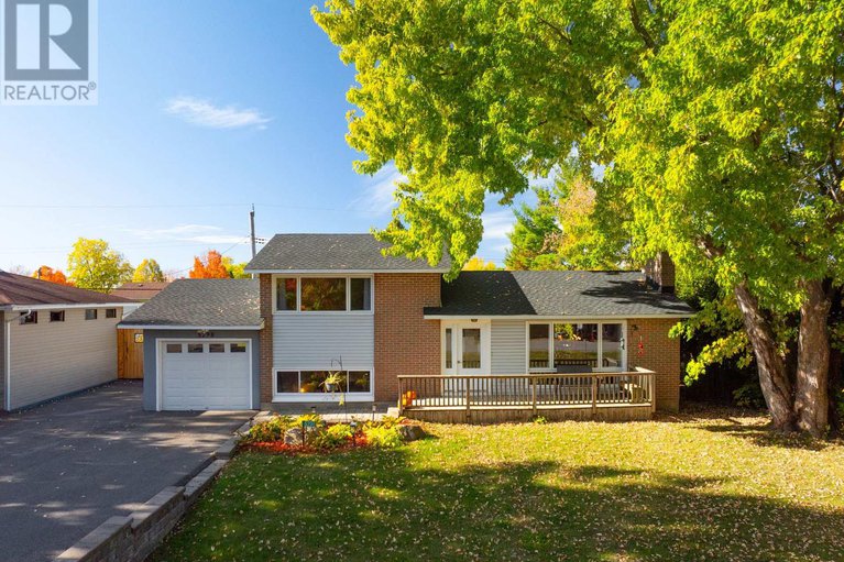 29001391/5298-hillcrest-drive/manotick-long-island-nicholls-island/ottawa/ontario/K4M1E6_1