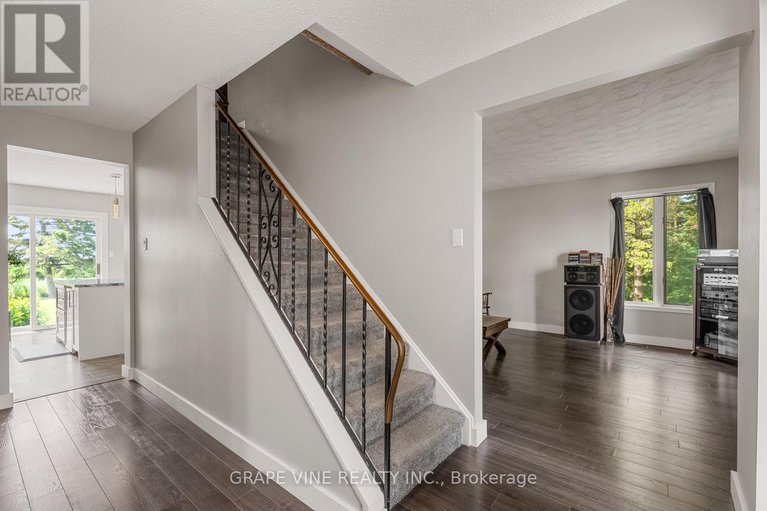 29249714/5073-rushmore-road/south-of-fallowfield-road/ottawa/ontario/K0A2Z0_8