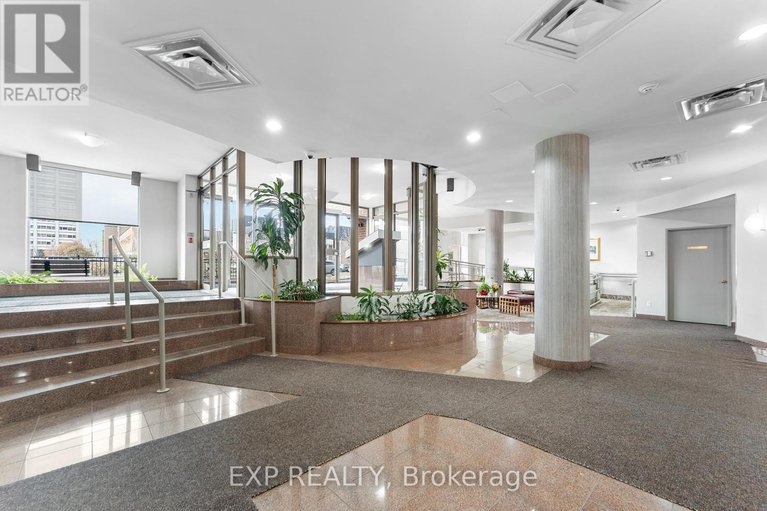 29084712/ph10-215-parkdale-avenue/mechanicsville/ottawa/ontario/K1Y4T8_3