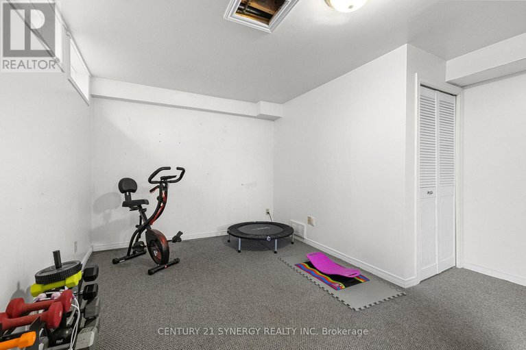 28834728/2034-frank-bender-street/chateauneuf/ottawa/ontario/K1C1M7_23