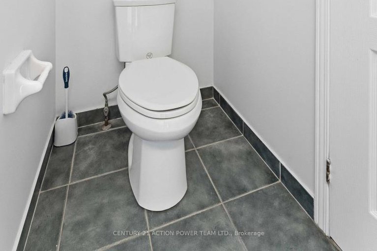 29012383/20-woodford-way-n/longfields/ottawa/ontario/K2J4C4_31