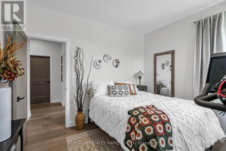 28617240/72-dale-street/long-sault/south-stormont/ontario/K0C1M0_30