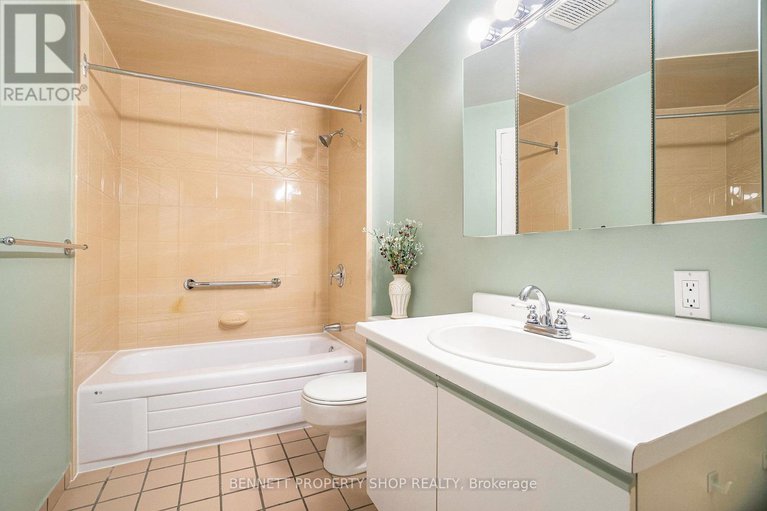 28212106/708-960-teron-road/beaverbrook/ottawa/ontario/K2K2B6_15