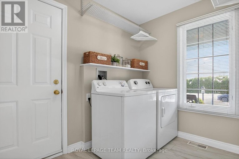 29446611/22-renshaw-avenue/stittsville-central/ottawa/ontario/K2S1G9_36