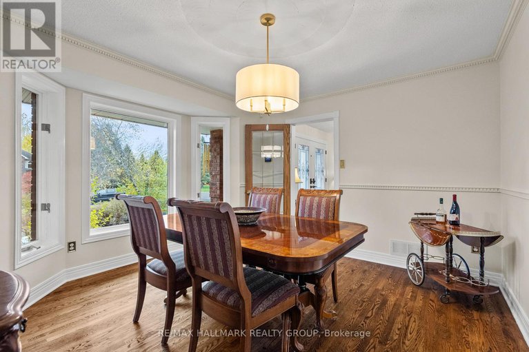 29071250/16-goodfellow-court/fallowfield/ottawa/ontario/K2R1C8_7