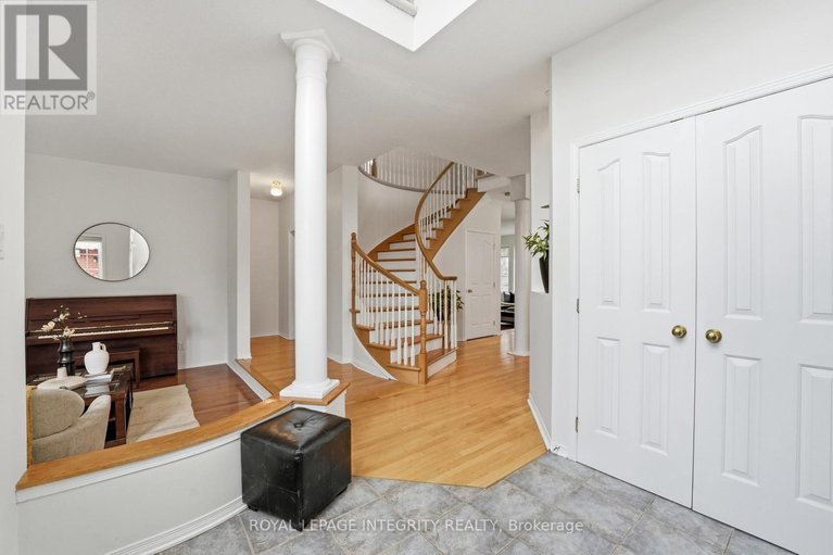 29687408/46-catterick-crescent/morgans-grantsouth-march/ottawa/ontario/K2K3M6_4