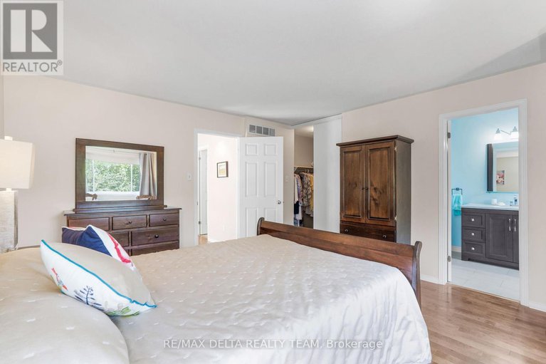 28932802/6320-sablewood-place/chapel-hill/ottawa/ontario/K1C7M6_21