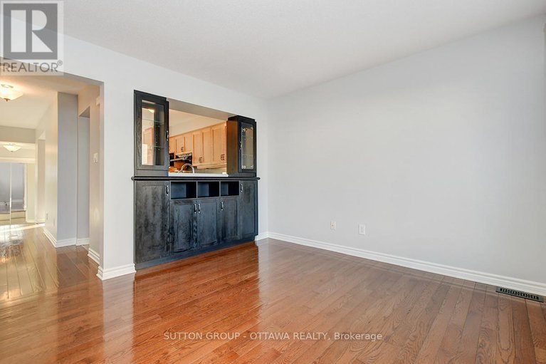 28865181/104-par-la-ville-circle/stittsville-north/ottawa/ontario/K2S0L7_6