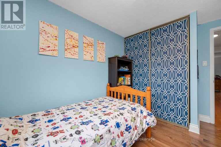 29612924/6289-vorlage-drive/convent-glen-north/ottawa/ontario/K1C2E4_21