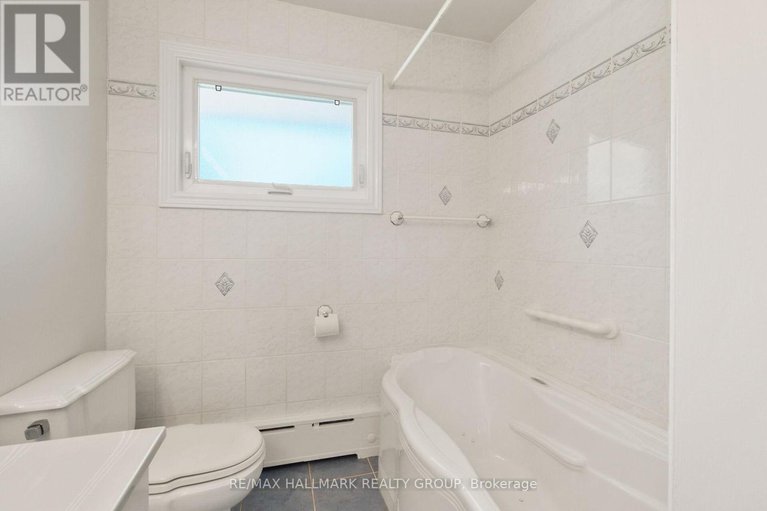28379046/1399-aurele-street/pineview/ottawa/ontario/K1B3L4_28
