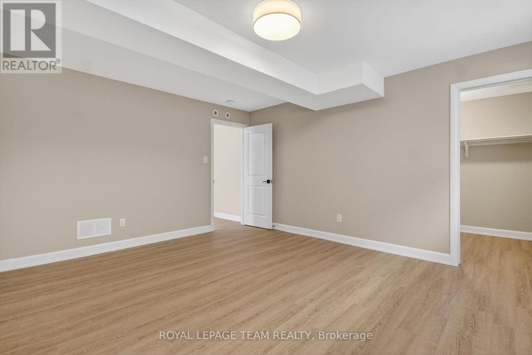 29384094/727-coast-circle/mahogany-community/ottawa/ontario/K4M0N2_25