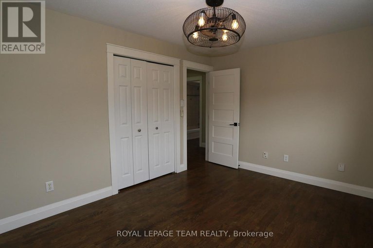 28738556/78-friendly-crescent/stittsville-south/ottawa/ontario/K2S2B5_37