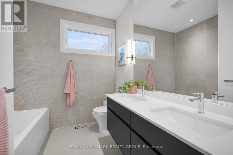 29615072/36-kenora-street/ottawa-west/ottawa/ontario/K1Y3K8_24