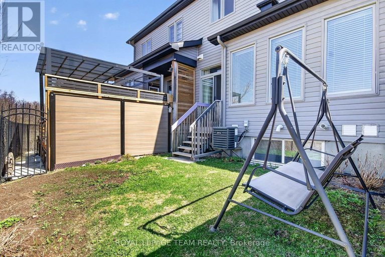 29671422/765-dearborn-private/blossom-parkkemp-parkfindlay-creek/ottawa/ontario/K1T0W3_30