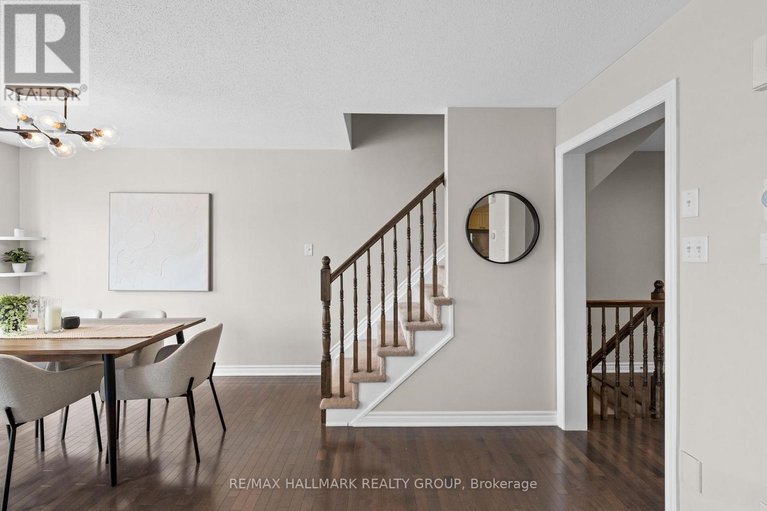 29402319/128-sunshine-crescent/notting-hillsummerside/ottawa/ontario/K4A0V3_22