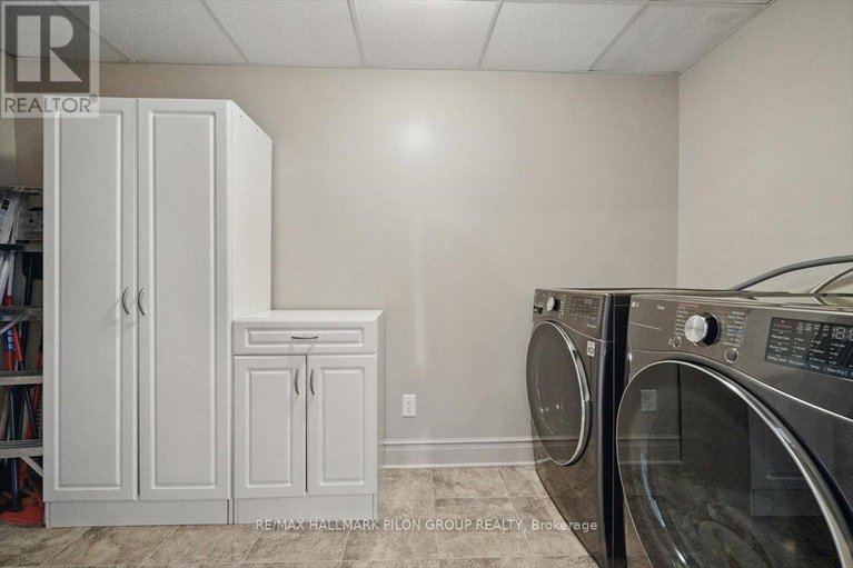 28818812/1205-95-bronson-avenue/ottawa-centre/ottawa/ontario/K1R1E2_21