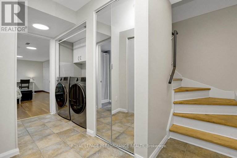 29629376/86-west-presland-road/overbrook/ottawa/ontario/K1K2C3_32