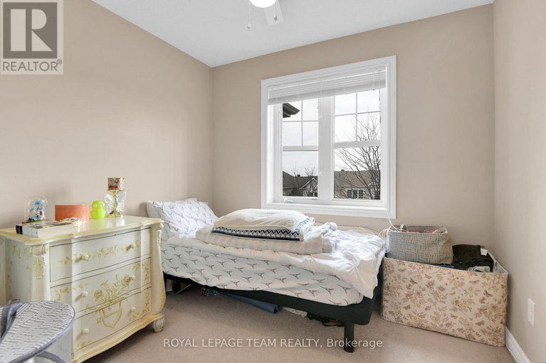 28237115/920-messor-crescent/stittsville-north/ottawa/ontario/K2S0P2_21