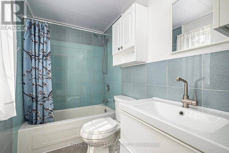 28708364/32-butterwick-street/munster/ottawa/ontario/K0A3P0_22
