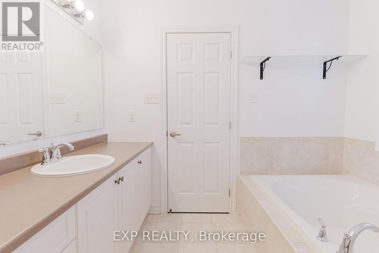 29046528/424-catherine-st-unit-200/ottawa/ontario/K1R5T8_19