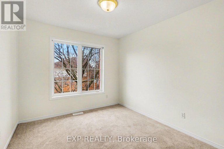 29555754/6322-sablewood-place/chapel-hill/ottawa/ontario/K1C7M6_26