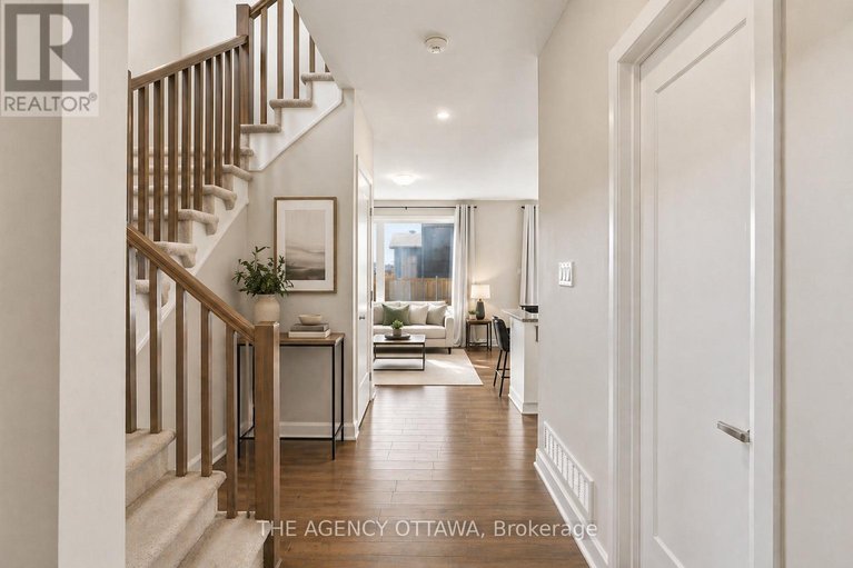 29672100/336-barrett-farm-drive/blossom-parkkemp-parkfindlay-creek/ottawa/ontario/K1T0X8_3