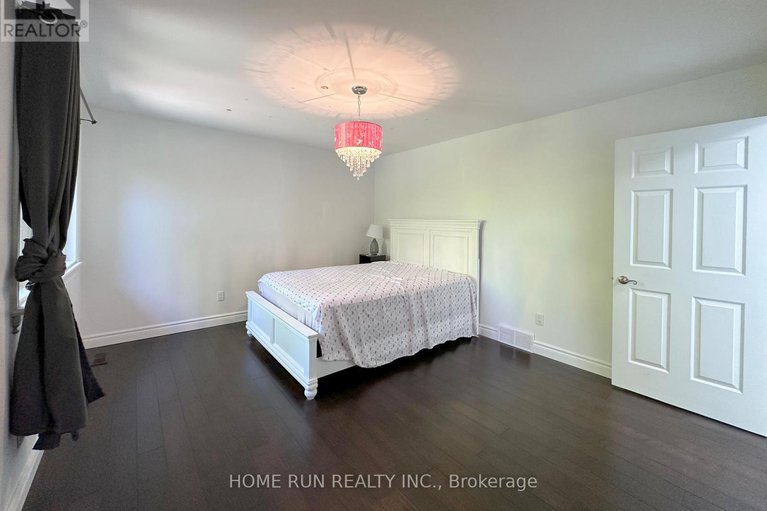 29592563/35-blue-heron-court/rockcliffe/ottawa/ontario/K1L8J7_34