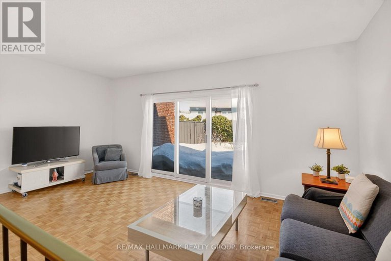 29430893/23-1821-walkley-road/urbandale-acres/ottawa/ontario/K1H6X9_8