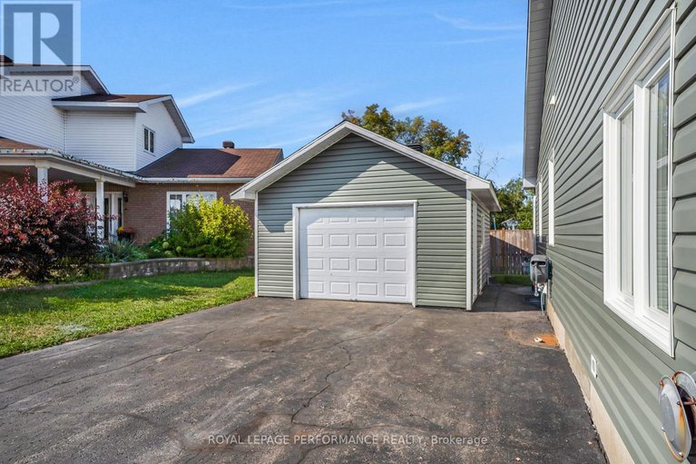 28877582/40-faucher-boulevard/casselman/casselman/ontario/K0A1M0_30