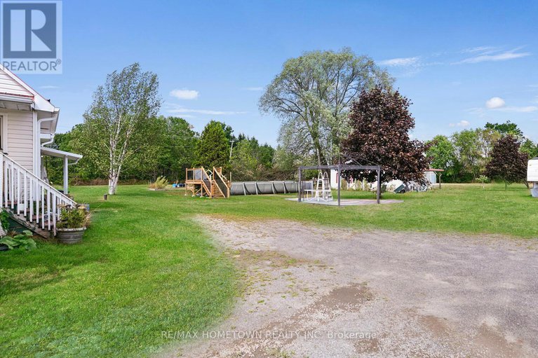 29152259/9-and-7-richmond-street/augusta-twp/augusta/ontario/K0E1P0_7