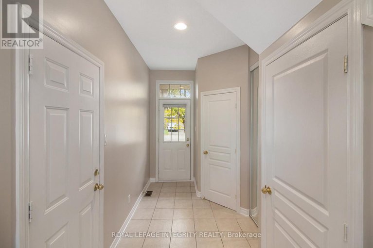 28926999/2080-melette-crescent/avalon-east/ottawa/ontario/K4A4X2_3