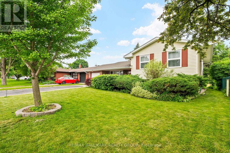 29185304/2143-hubbard-crescent/beacon-hill-north/ottawa/ontario/K1J6L3_3