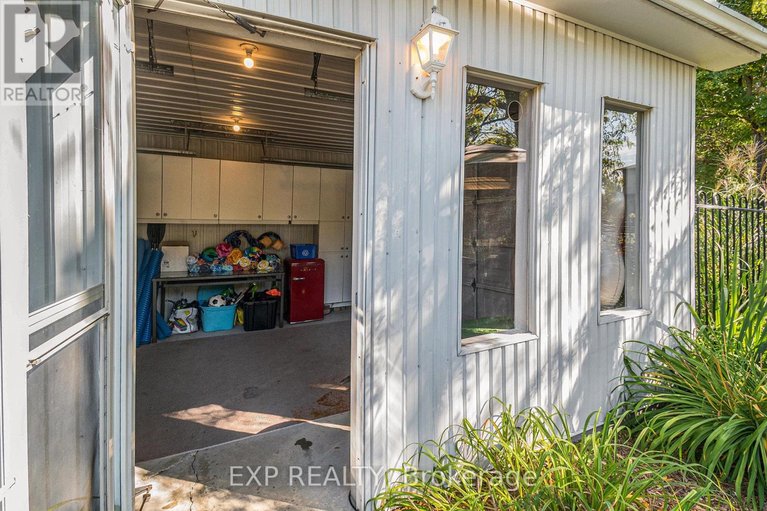 29689422/1919-clark-road/clarencerockland-twp/clarence-rockland/ontario/K4K1K7_39