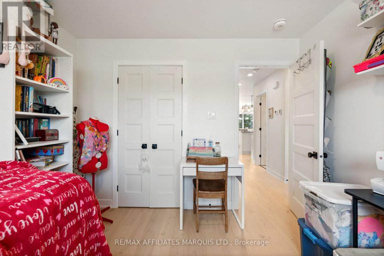 29391594/106-bishop-street-s/alexandria/north-glengarry/ontario/K0C1A0_16