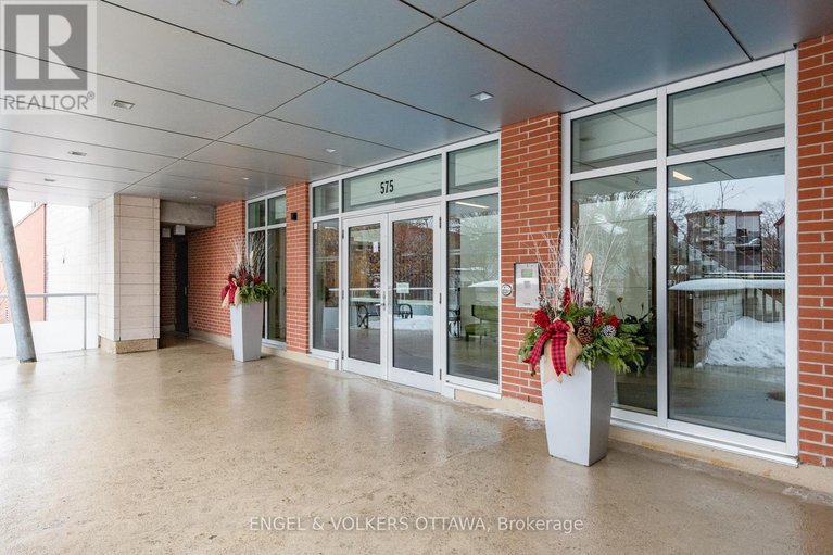 29300868/312-575-byron-avenue/mckellarhighland/ottawa/ontario/K2A1R7_4