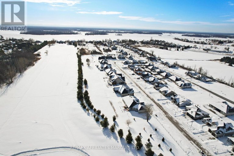 29355024/18150-st-laurent-boulevard/south-glengarry-charlottenburgh-twp/south-glengarry/ontario/K6H0G7_31