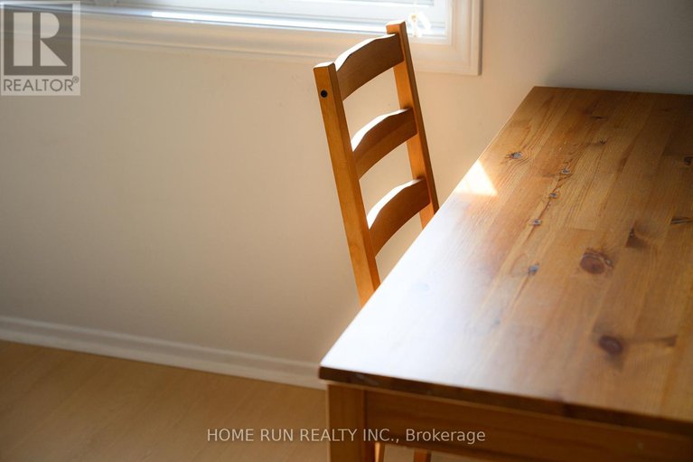 29590749/4-2111-montreal-road/beaconwood/ottawa/ontario/K1J8M8_22